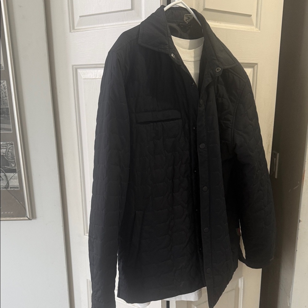 Lightweight Black Quilted Shirt Jacket - Casual Layering Piece